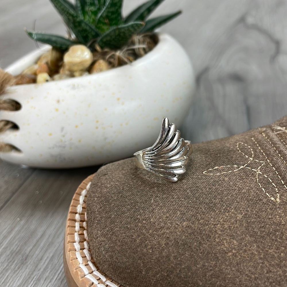 🍁Sterling Silver Leaf Wings Ring🍁